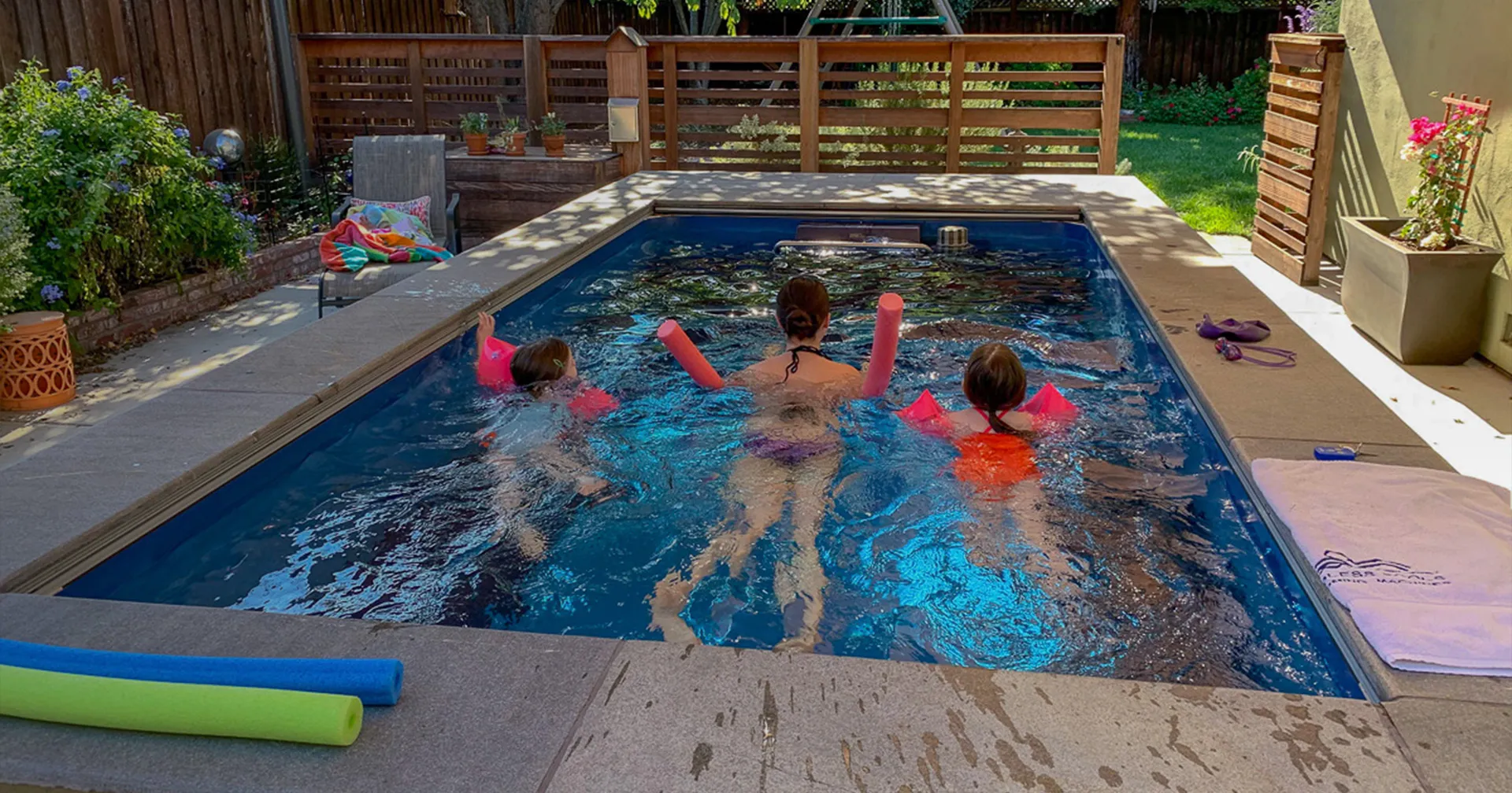 Modular Endless™ Pools versatile original dsk