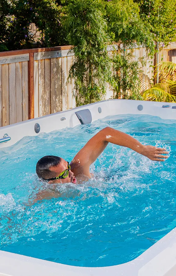 R-Series modular pools technology missy franklin hero mob